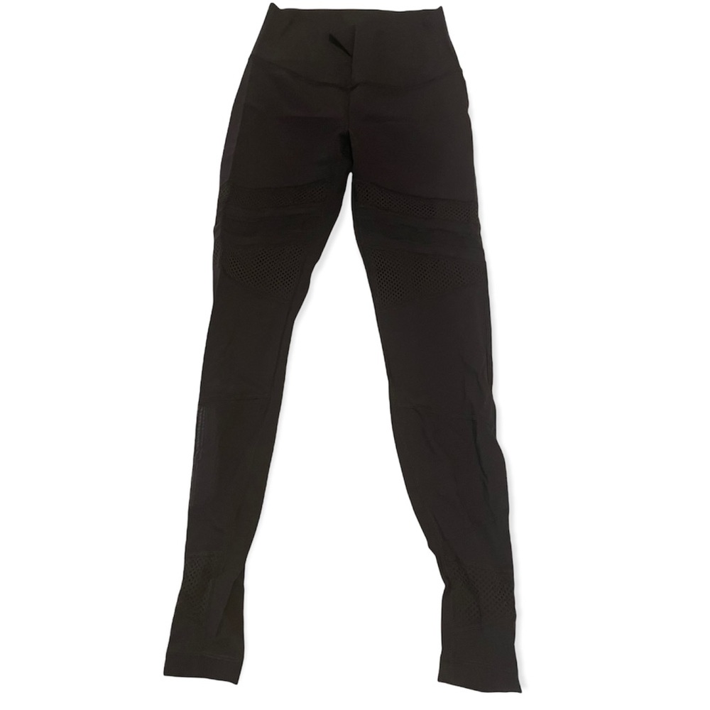 Women’s lululemon (6) mesh leggings